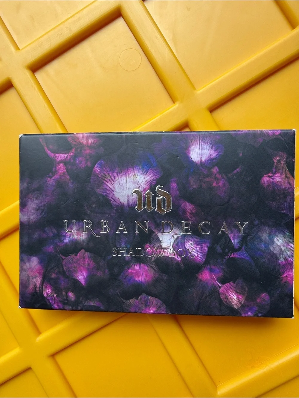 Urban Decay Shadow Box eyeshadow palette - New in box
